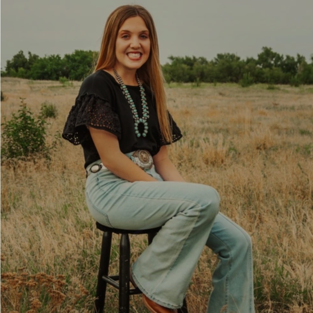 Meet your Posher, Madison